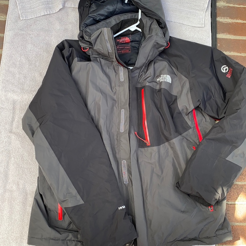 THe North Face men’s ski jacket XL